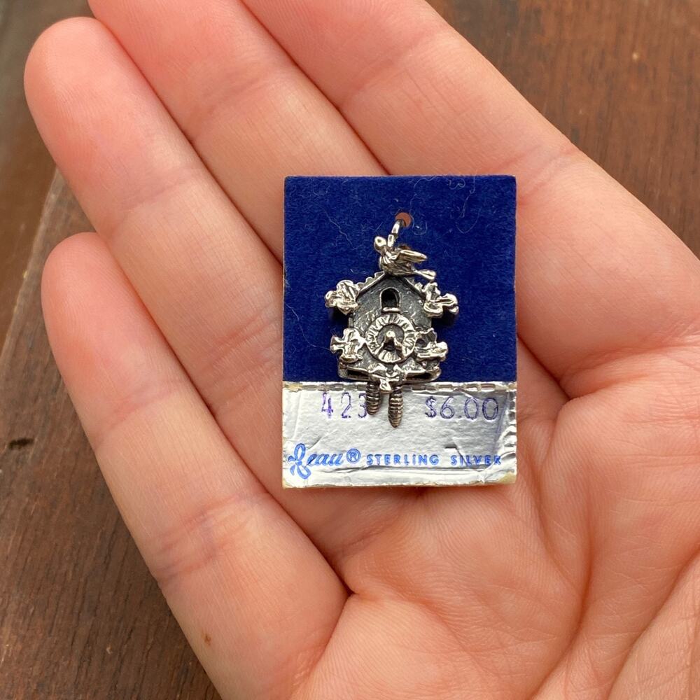 Vintage Beau 925 Sterling Silver Cuckoo Clock Articulated Pendant Bracelet Charm